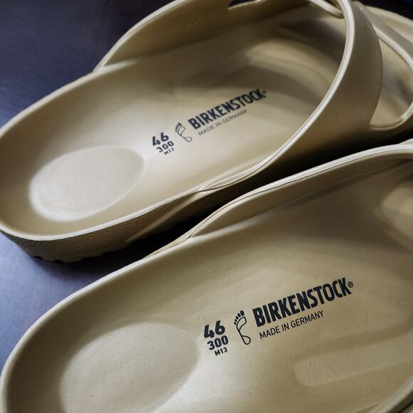 NWT Birkenstock Arizona EVA Sandals Glamour Gold Size EU 46 US 13 - Picture 3 of 5